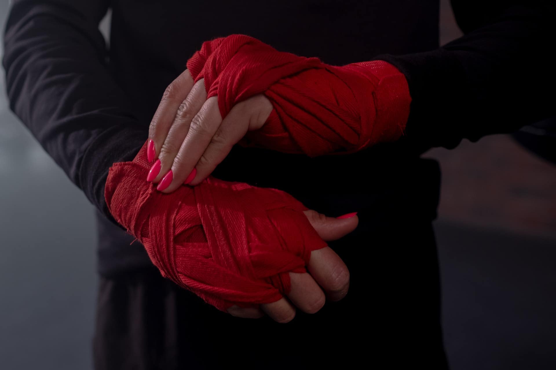 Can You Hit A Heavy Bag With Just Hand Wraps (Without Gloves) NY