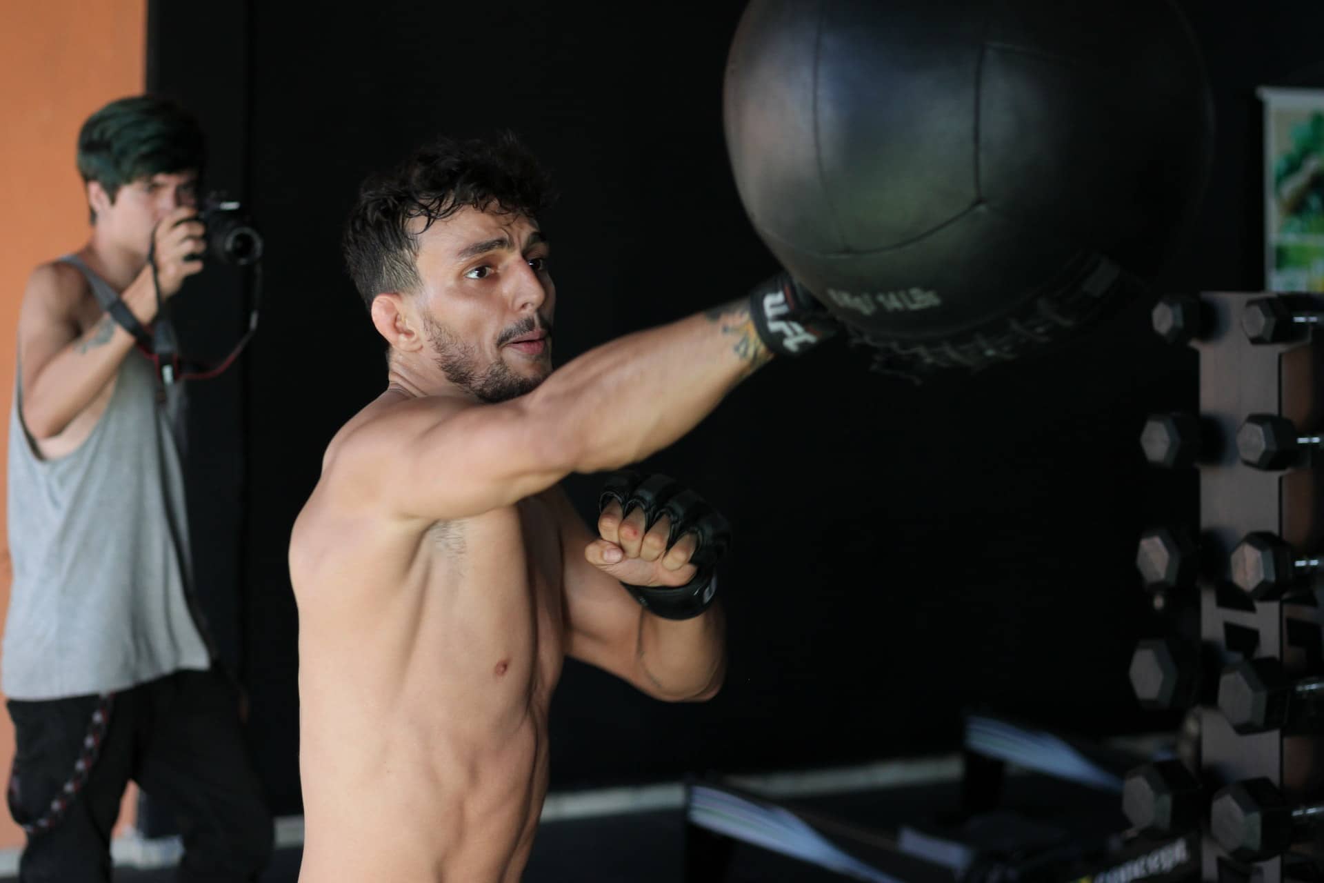 does-boxing-build-muscle-without-lifting-weights-ny-boxing-gym